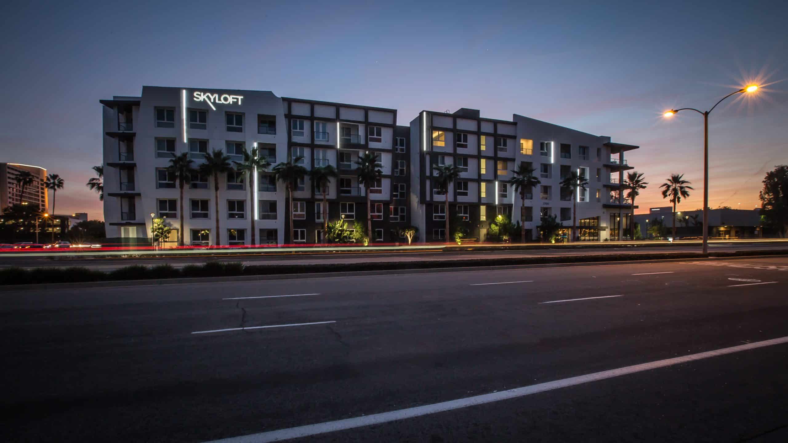 Luxury Apartments in Irvine, CA for Rent Skyloft Apartments