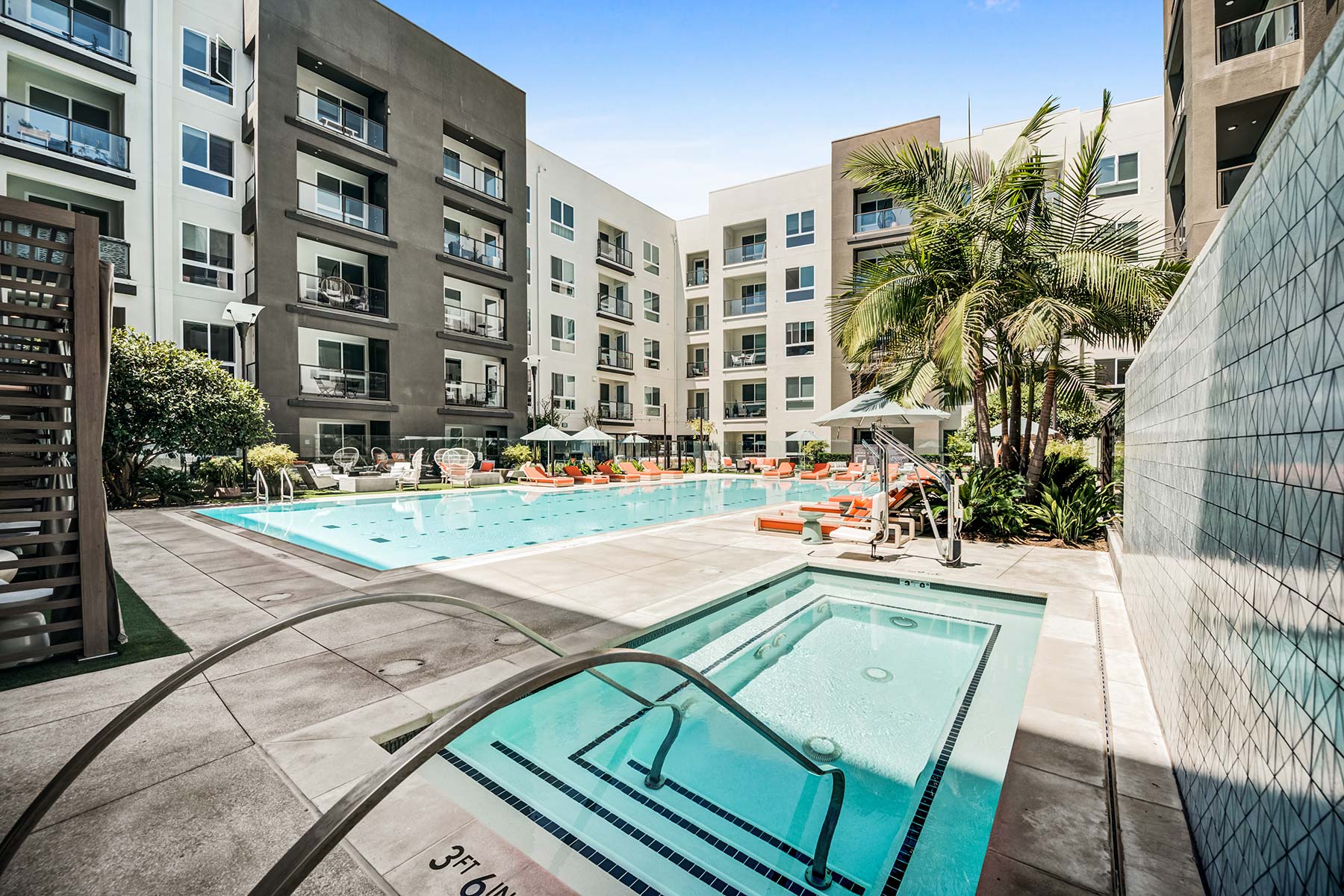 Luxury Apartments in Irvine, CA for Rent | Skyloft Apartments